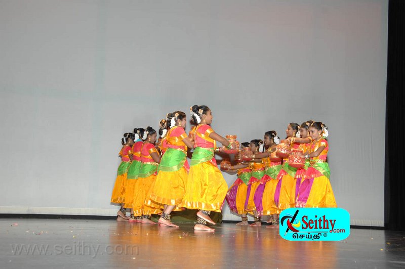 Jaffna-Hindu121013Toronto (88).jpg